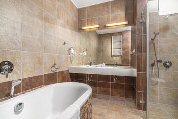 Фото номера Люкс «Гранд» Комплексы для отдыха с коттеджами/бунгало Ostrzyce Spa г. Остшице 6